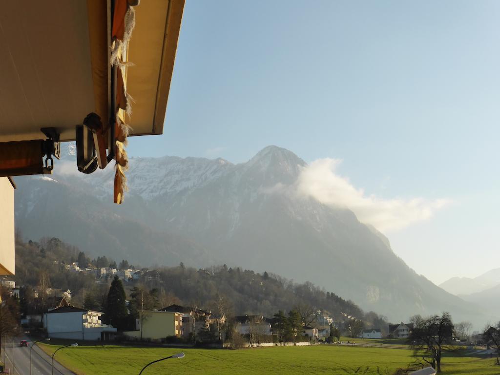 Penthouse Apartment In Vaduz Triesenberg Rum bild